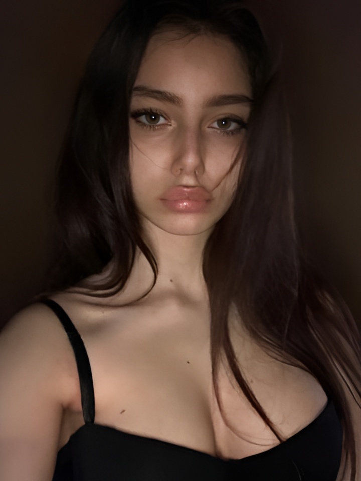 Эмма привлекальеная девушка из Альметьевска цена от 3000 руб