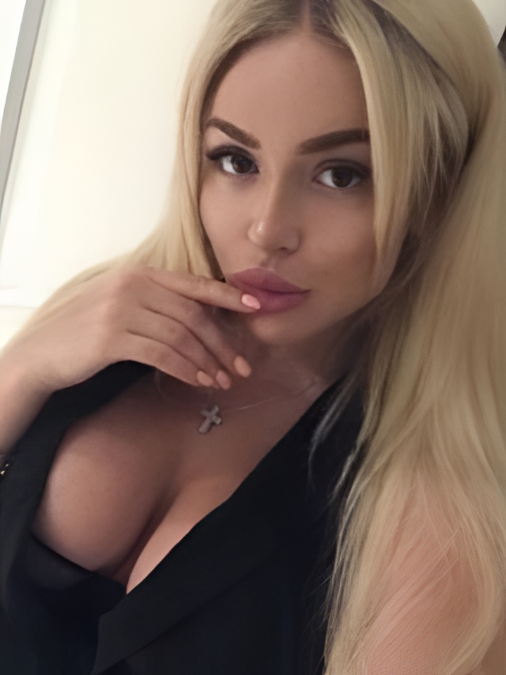 Галина привлекальеная девушка из Альметьевска цена от 5000 руб