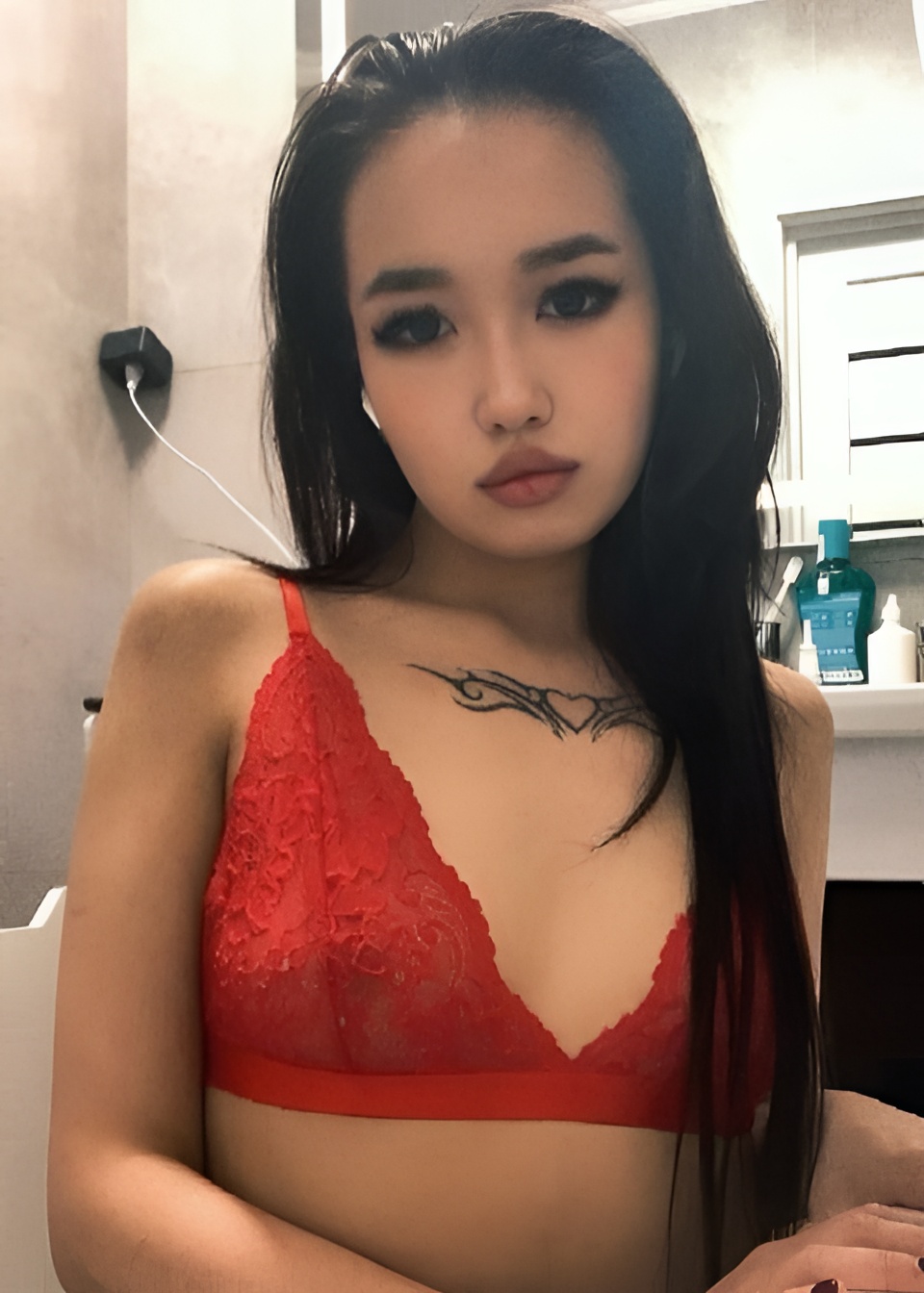 Дарина привлекательная девушка из Альметьевска цена от 17000 руб