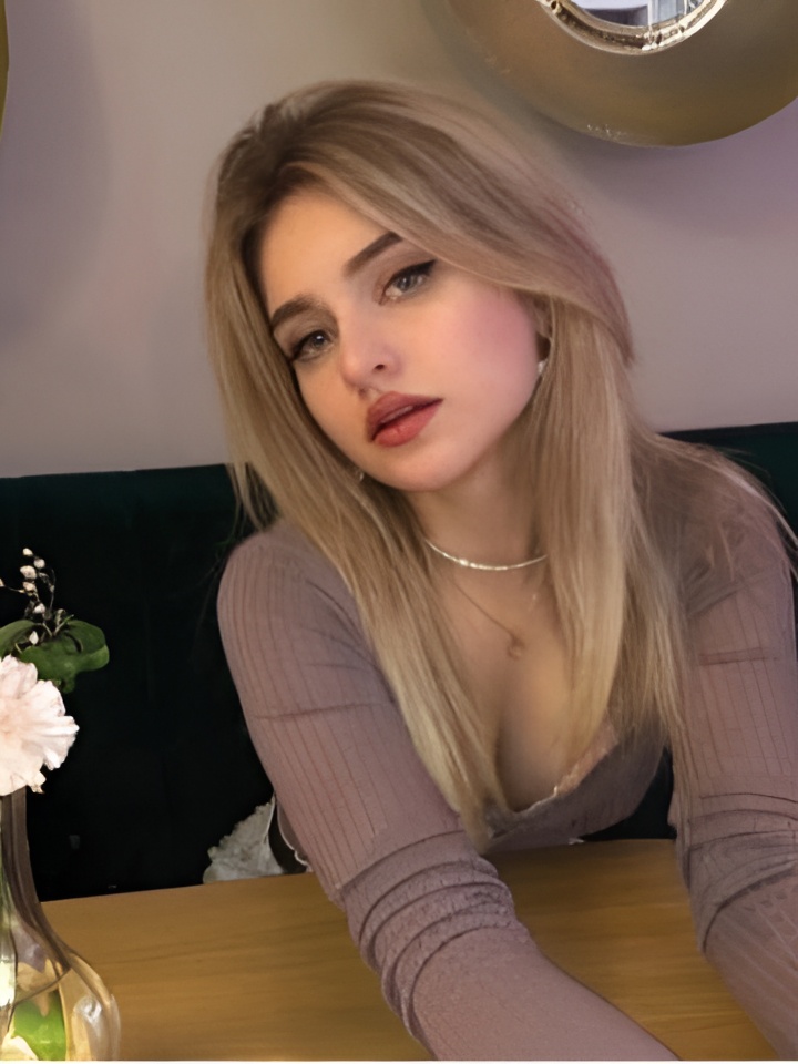 Индивидуалка Устинья, доступна для личного знакомства от 10000 руб