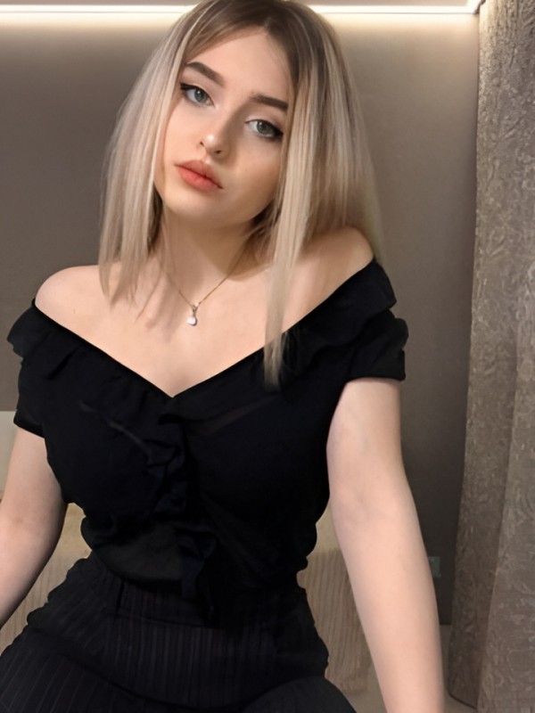 Владислава привлекательная девушка из Альметьевска цена от 3000 руб
