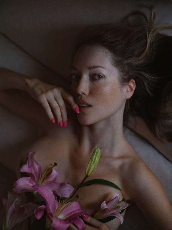 Виола привлекательная девушка из Альметьевска цена от 6000 руб